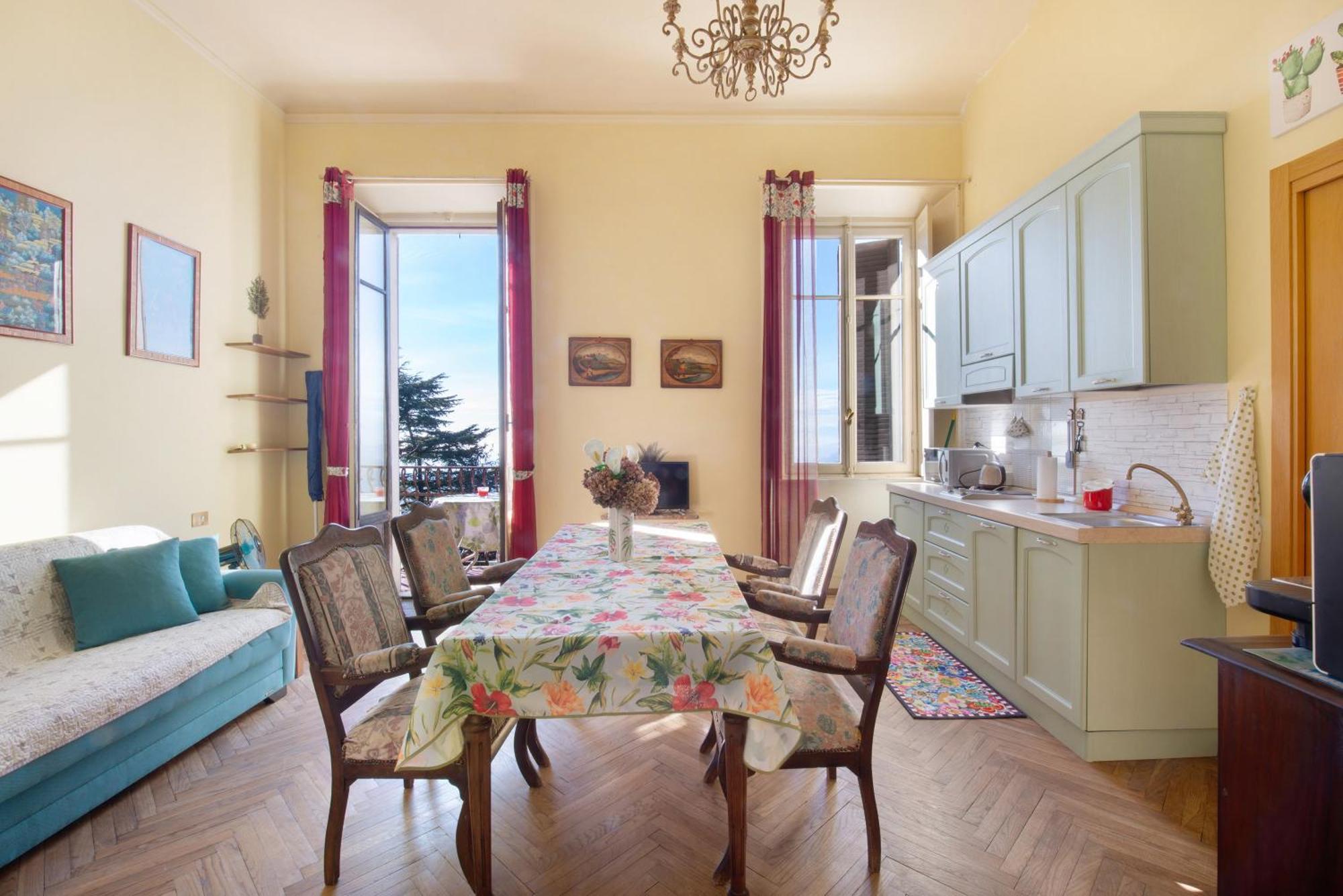 App Mughetto In Villa Marchello Brunate Ngoại thất bức ảnh
